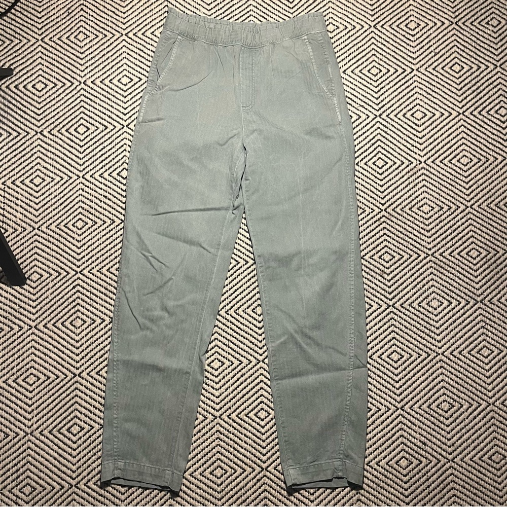 Gap green elastic high waste straight leg trousers Size 6